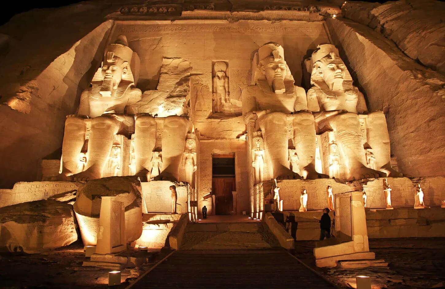 Trip To Abu Simbel from Aswan by Flight main image