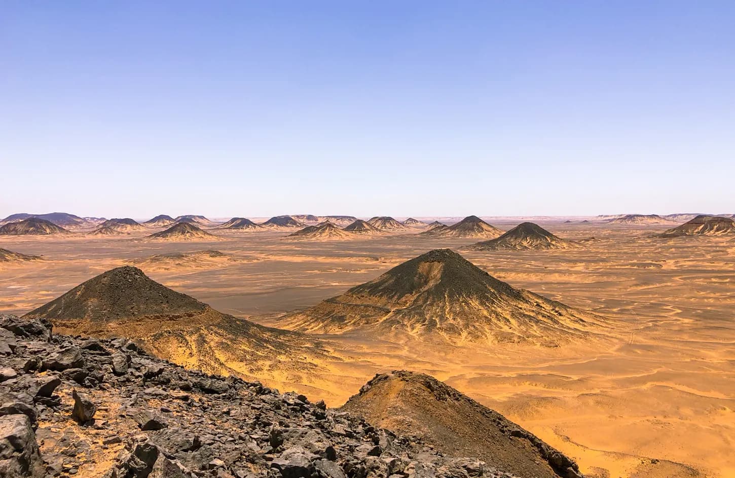 Overnight Bahariya Oasis Tour from Cairo thumbnail 2