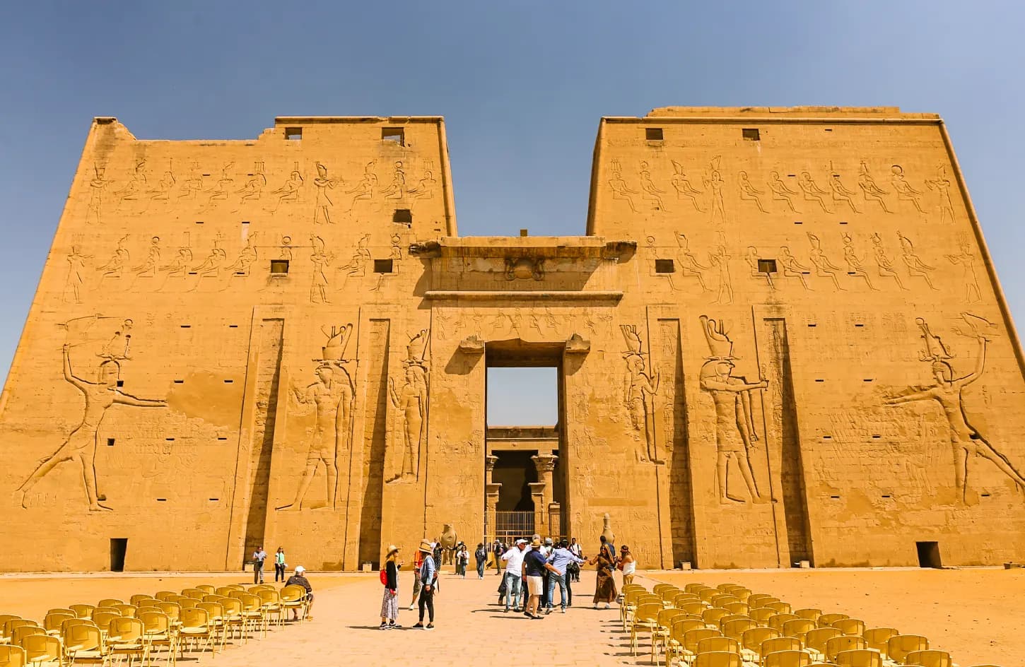 Over day tour to Luxor from Cairo by plane thumbnail 4