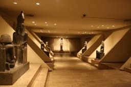 Tour to Luxor Museum and Mummification Museum thumbnail 4
