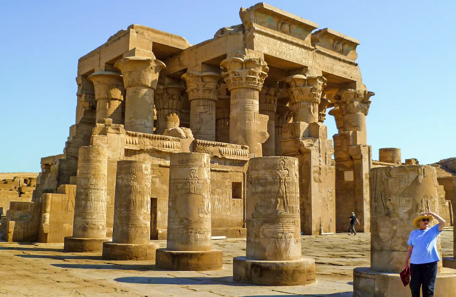 Tour to Edfu and Kom Ombo from Luxor main image