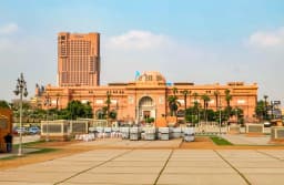 Tour to Cairo from Luxor by Flight thumbnail 4