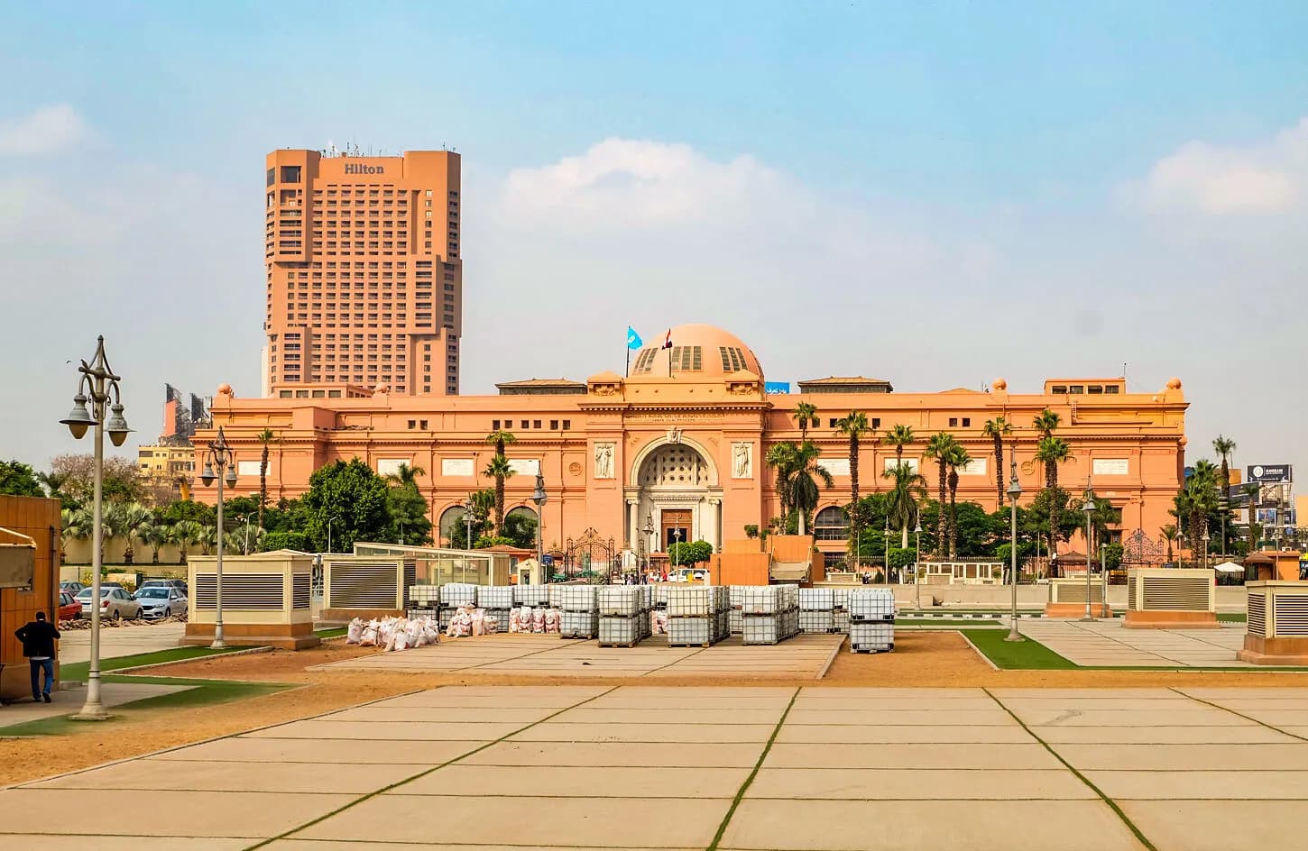 Tour to Cairo from Luxor by Flight thumbnail 3