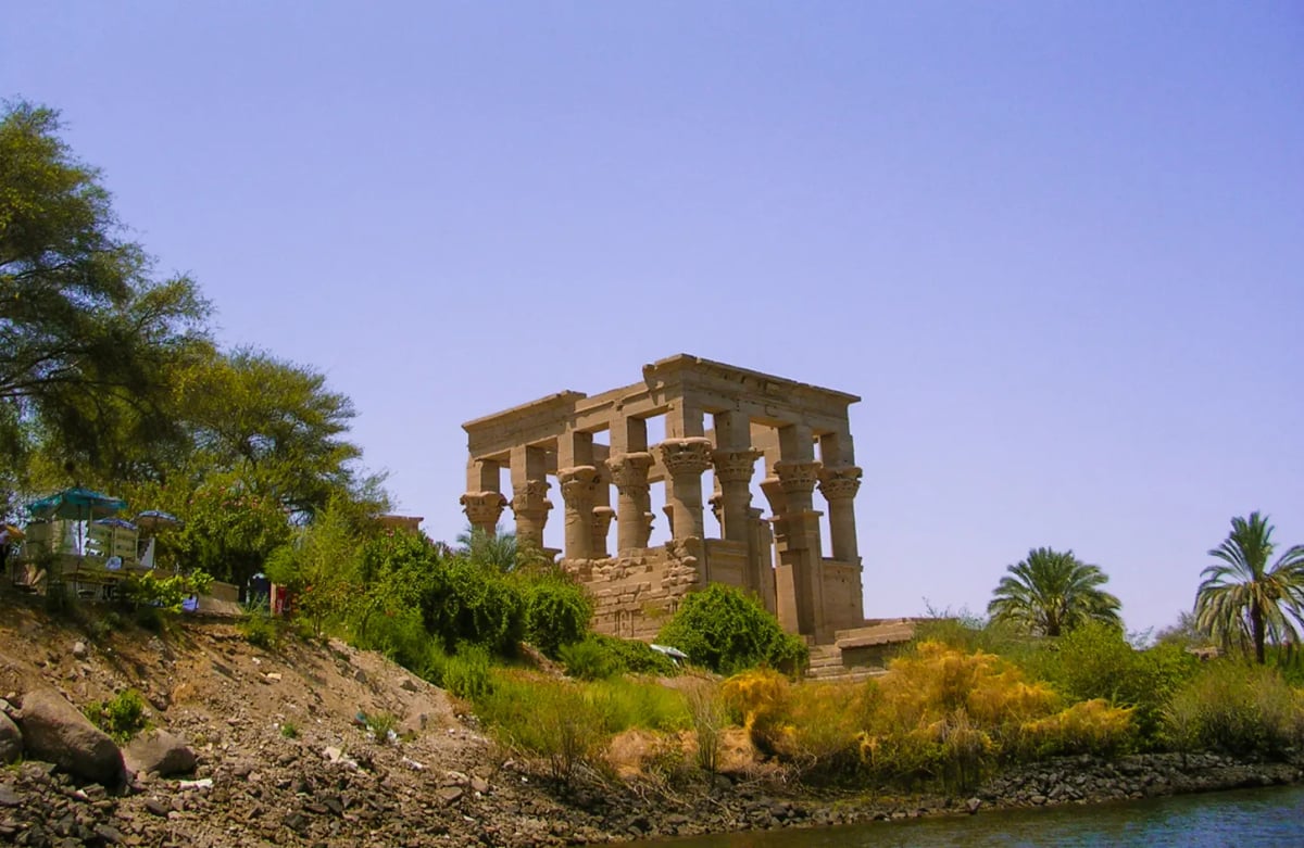 Total Solar Eclipse Egypt 2027: Witness History in the Path of Totality! 6