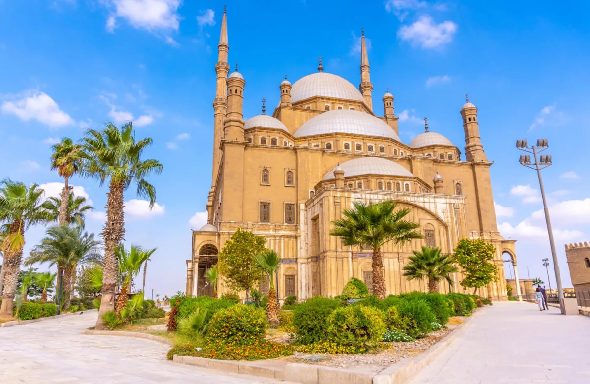 Full day Tour to Cairo from Aswan by flight 4