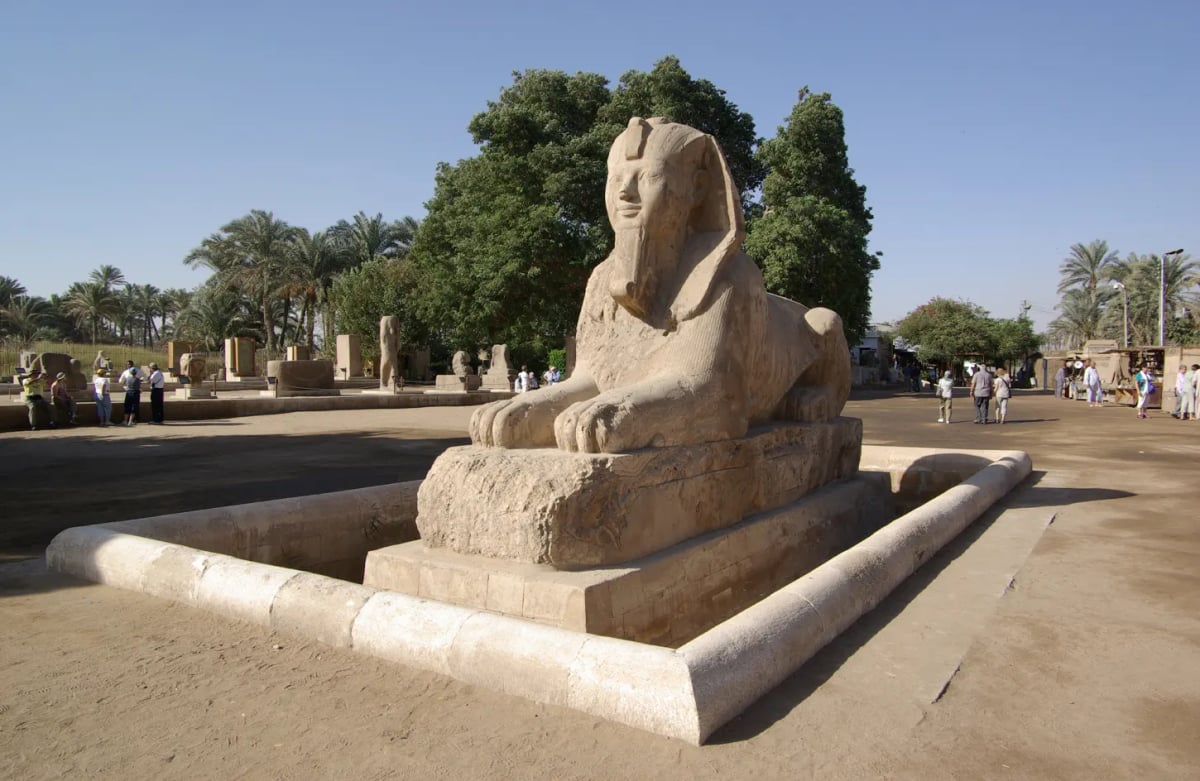 Day Tour to Giza Pyramids, Saqqara & Memphis 5