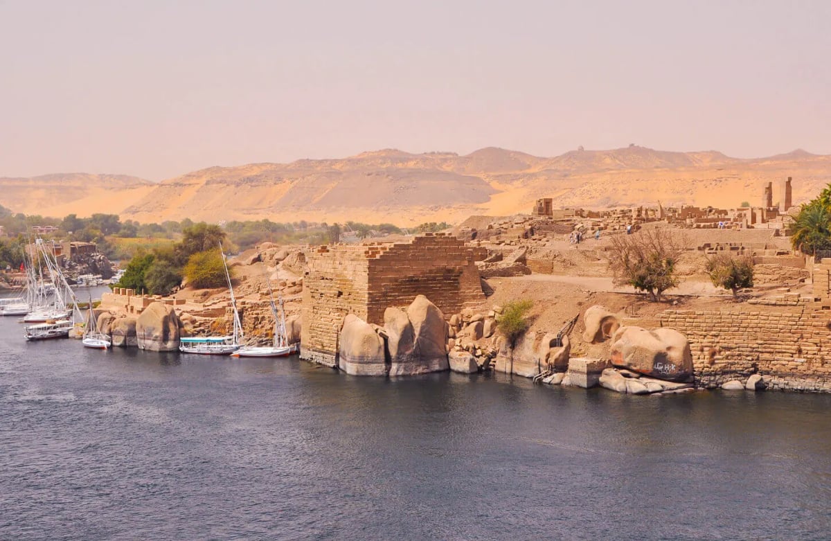 Tour to the Tombs of The Nobles 1
