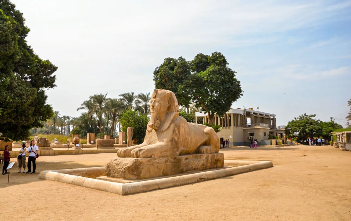Day Tour to Giza Pyramids & Saqqara From Safaga Port 1