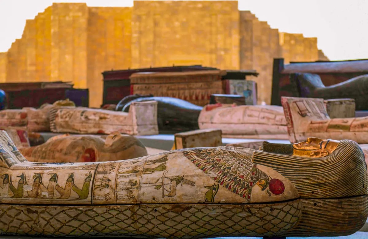 Day Tour to Saqqara, Memphis, Dahshur, Red & Bent Pyramids 1