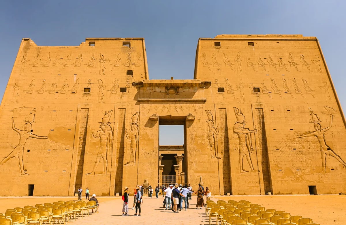 12 Days Nile Cruise with Cairo & Sharm El Sheikh Package 11